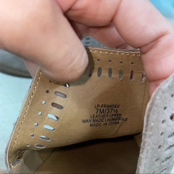 Lucky Brand NWOB! Francee Tan Suede Perforated Edge Boot - Picture 10 of 13